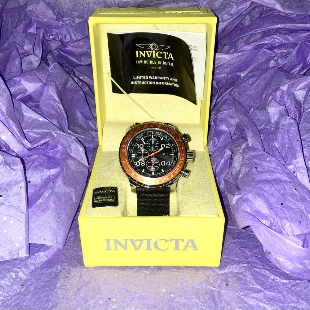 Invicta Watch: A great addition to your watch collection. Color: Brown & Black